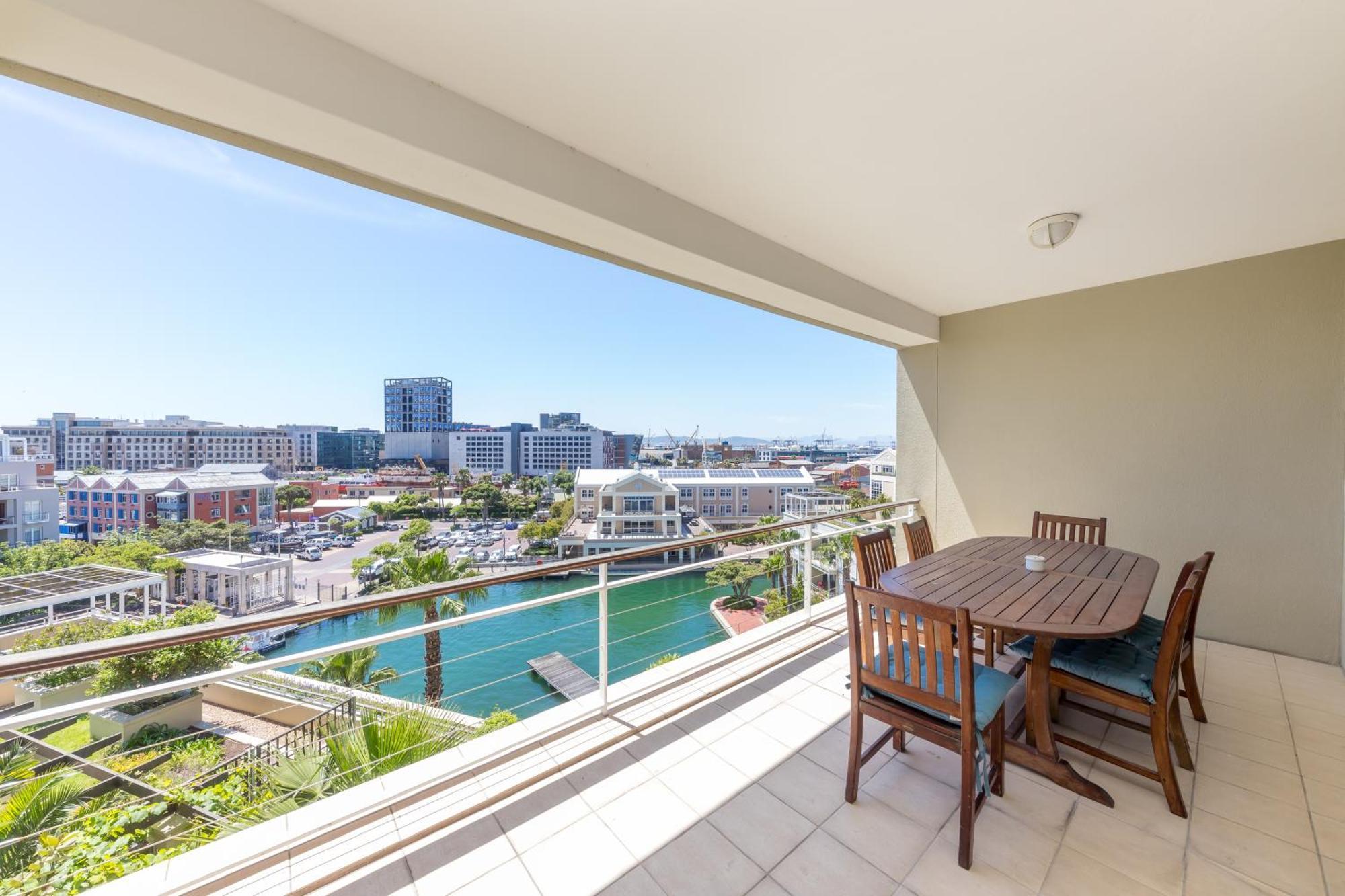 Waterfront Village Appartement *